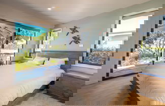 Foto 2 - The Golden Pohutukawa Beach House