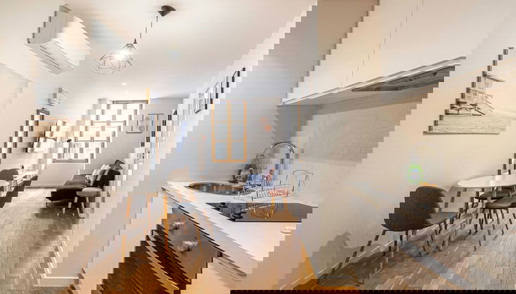 Photo 1 - Magnificent Renovated 2 Room Apartment