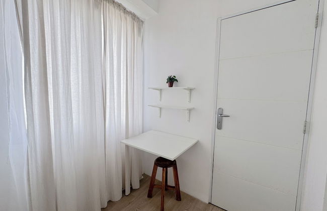 Compact and Restful 2BR at Menara Rungkut Apartment - Photo 23