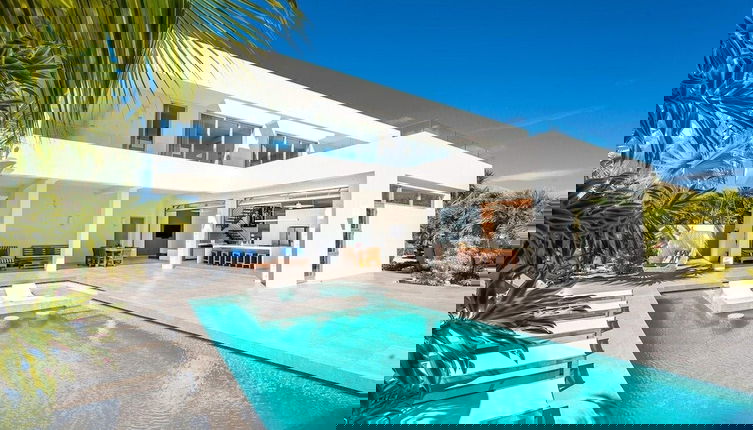 Foto 1 - Beachside Villa, Amazing Views, Hotel Amenities v5