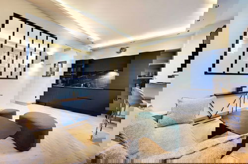 Photo 9 - Elegant Home Close to the Eiffel Tower