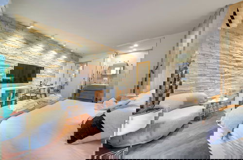 Photo 6 - Amazing Historical Parisien Studio Next TO Louvre Area ! - 2