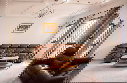 Foto 7 - Lome City Apartment - 3 Bedrooms