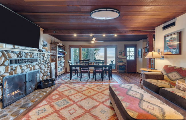 Lakefront Haven by Avantstay Minutes to Ski Resorts Private Dock - Foto 6