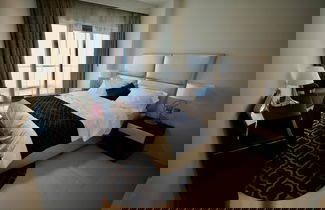 Foto 2 - Lusail Waterfront Apartment