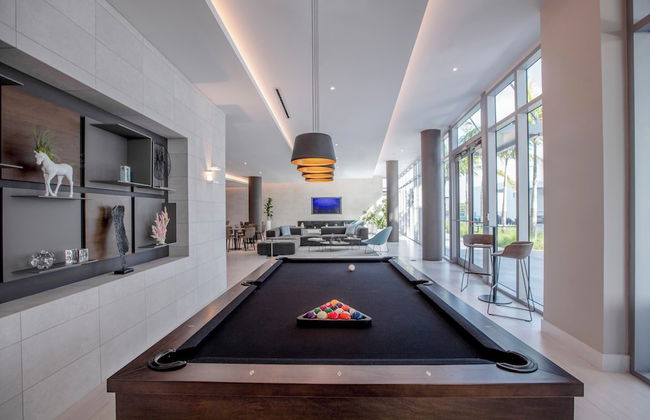 Modern Condo in Design District - Photo 65
