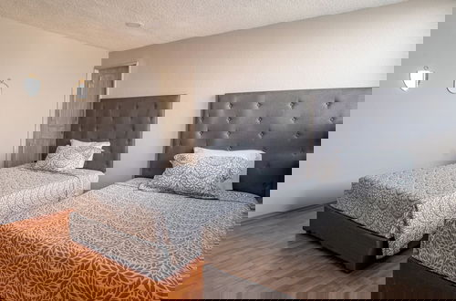Foto 2 - Penthouse Near Masaryk , Sleeps 16 , Pet Friendly
