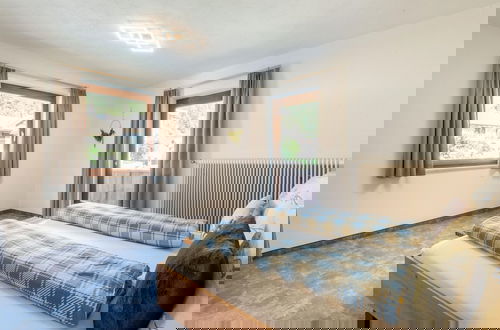 Foto 2 - Spacious Apartment With Balcony