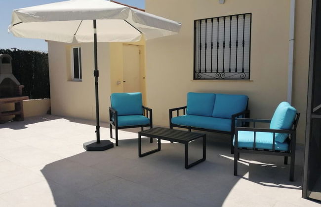 Villa - Sleeps 4 - Pool - Patio - Parking - Photo 11