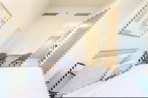 Foto 4 - Elite LUX Holiday Homes - Modern Studio in Azizi Riviera Prime Location Dubai