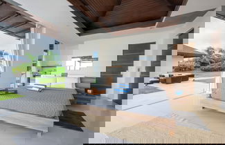 Photo 2 - Oceanfront Oasis: Renovated Villa With Pool