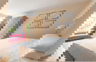 Foto 1 - Wyndham Mews by Onefinestay