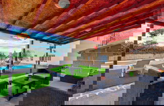 Foto 1 - Beautiful Arianny House With Pool