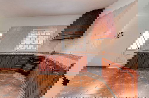 Photo 26 - Beautiful Arianny House With Pool