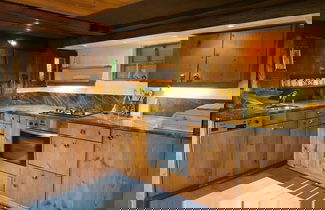 Foto 3 - Chalet in Rougemont Near Ski Slopes