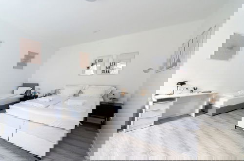 Foto 16 - COY Apartments Leoben - Stay Comfortable & Work Smart