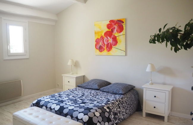 Holiday Home in Villes-sur-auzon With Pool - Foto 3