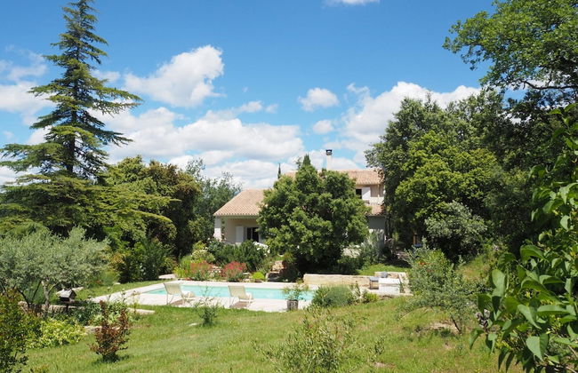 Holiday Home in Villes-sur-auzon With Pool - Foto 15