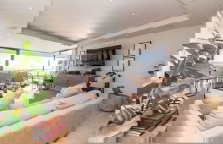 Foto 2 - Experience Solace and Panoramic Views at Crescent Bay