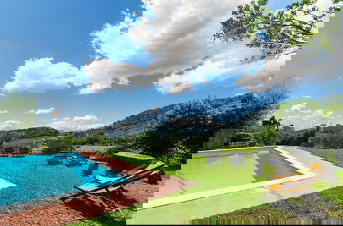Photo 57 - Cosy Farmhouse in Bacchereto With Swimming Pool