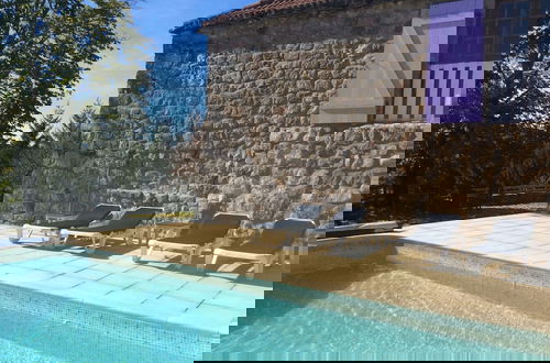 Foto 1 - Charming Farmhouse in Cros-de-georand With Swimming Pool