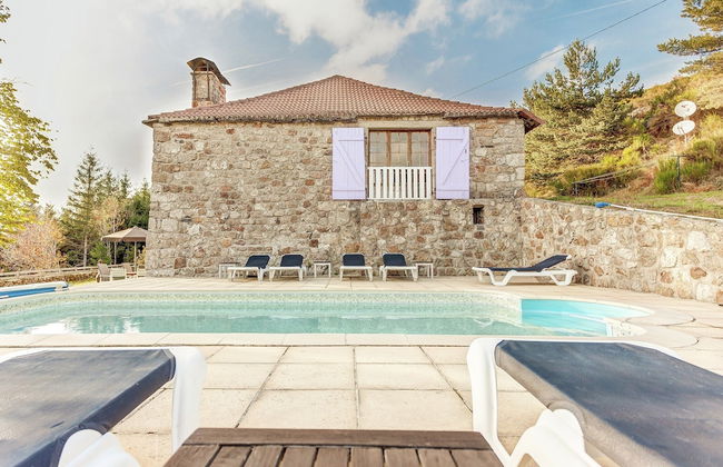 Charming Farmhouse in Cros-de-georand With Swimming Pool - Photo 34