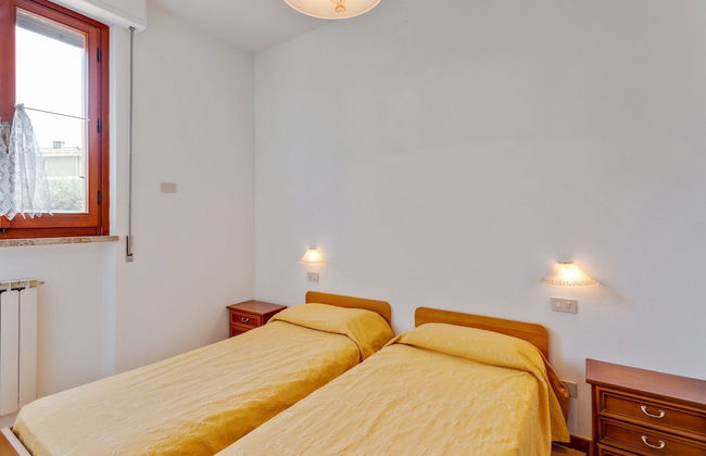 Spacious Lakefront Apartment - Foto 12