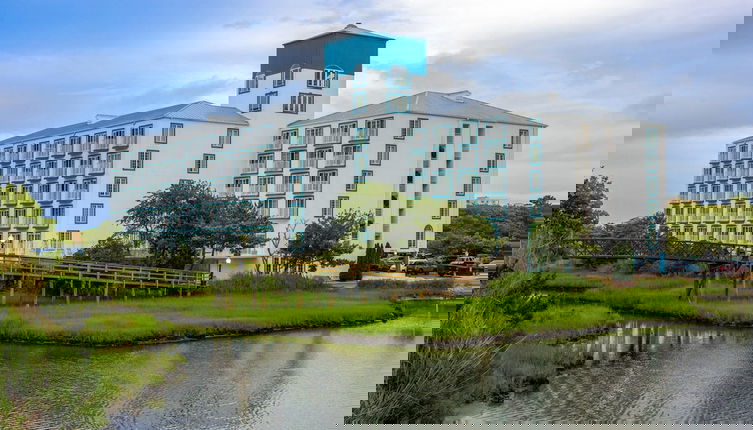 Photo 1 - Coconut Malorie Resort Hotel, an Ascend Collection Hotel