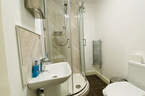 Photo 12 - Impeccable 1-bed Apartment in Stockton-on-tees