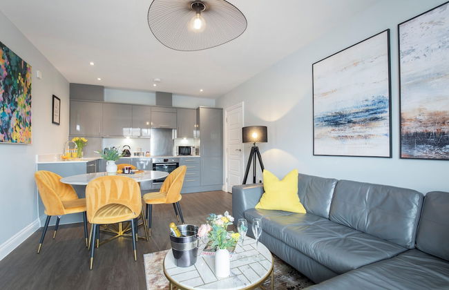 Elliot Oliver -Stylish 2 Bedroom Apartment With Parking In The Docks - Foto 9