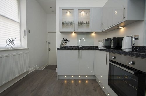 Photo 13 - Sea Breeze Apartment Central by Brighton Holiday Lets