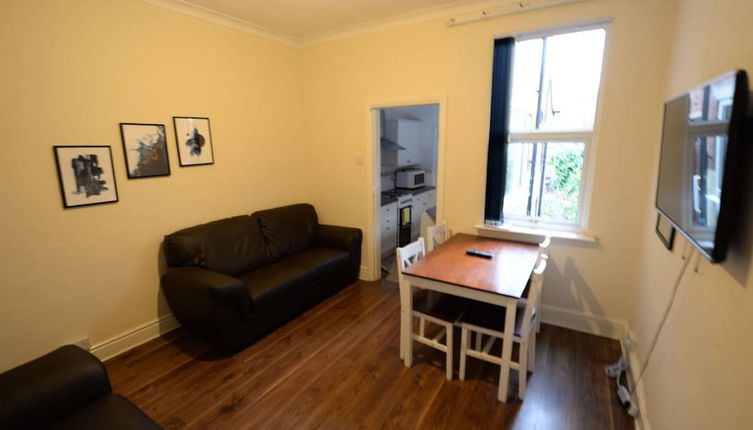 Photo 1 - Spacious Apartment in Coventry near Belgrade Theatre