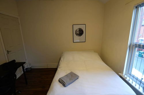 Photo 8 - Spacious Apartment in Coventry near Belgrade Theatre