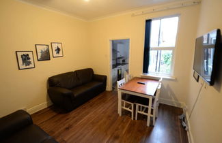 Photo 1 - Spacious Apartment in Coventry near Belgrade Theatre