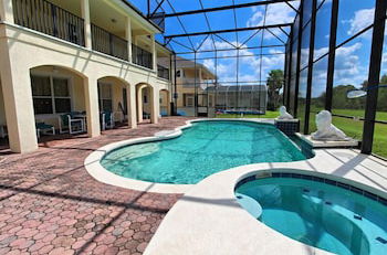 Photo 23 - Large Pool/spa Balcony With View Golf 6 Bedroom Villa by Redawning