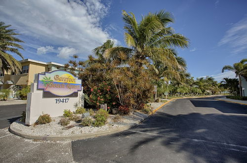 Photo 32 - Barefoot Beach Resort