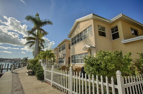 Photo 35 - Barefoot Beach Resort