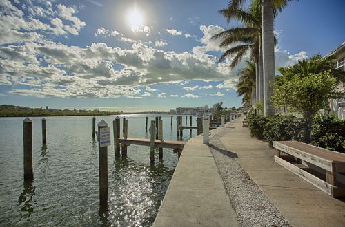 Photo 40 - Barefoot Beach Resort