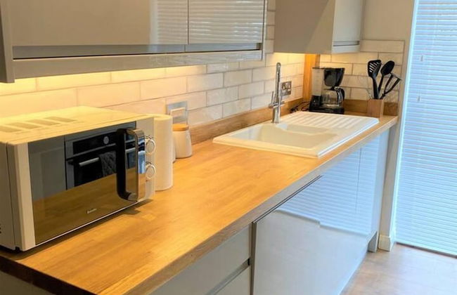 Luxury 2 bed Apartment Golden Triangle w Parking - Foto 12