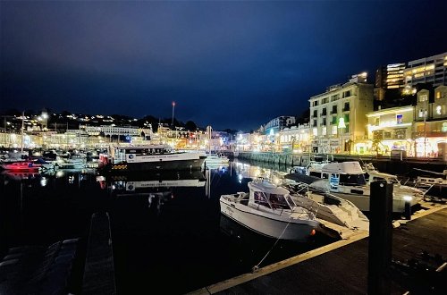 Photo 24 - Harbour Breeze - Contemporary Waterside Bolthole on Torquay s Iconic Marina