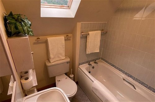 Photo 8 - Lovely and Spacious 2BD Holiday Retreat Ballater