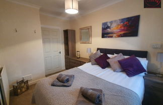 Foto 3 - Two Bedroom Apartment by Klass Living Serviced Accommodation Airdrie - Nicol Apartment With WiFi & Parking