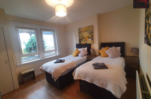 Foto 2 - Two Bedroom Apartment by Klass Living Serviced Accommodation Airdrie - Nicol Apartment With WiFi & Parking