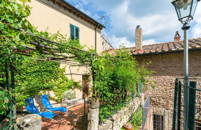 Romantic Getaway With Views - Photo 24