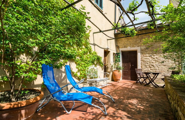 Romantic Getaway With Views - Photo 20