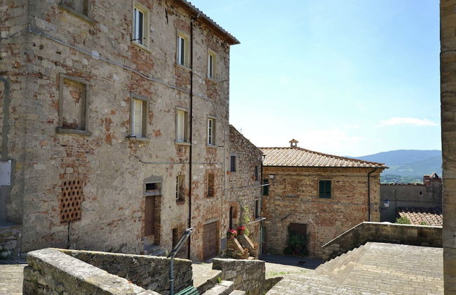 Romantic Getaway With Views - Photo 19