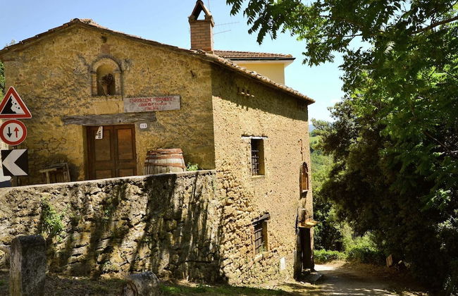 Romantic Getaway With Views - Photo 23