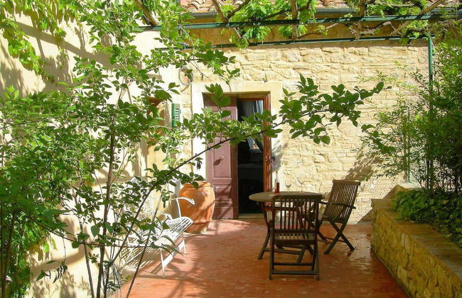 Romantic Getaway With Views - Photo 17