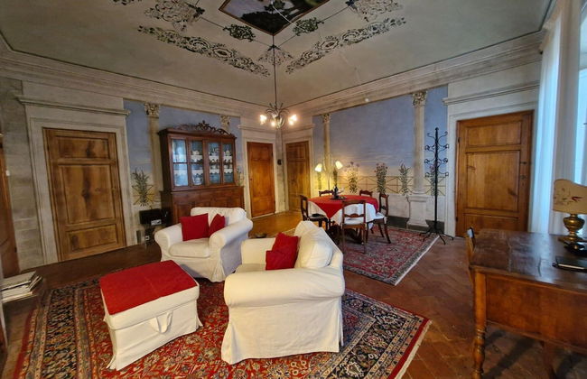 Romantic Getaway With Views - Photo 5
