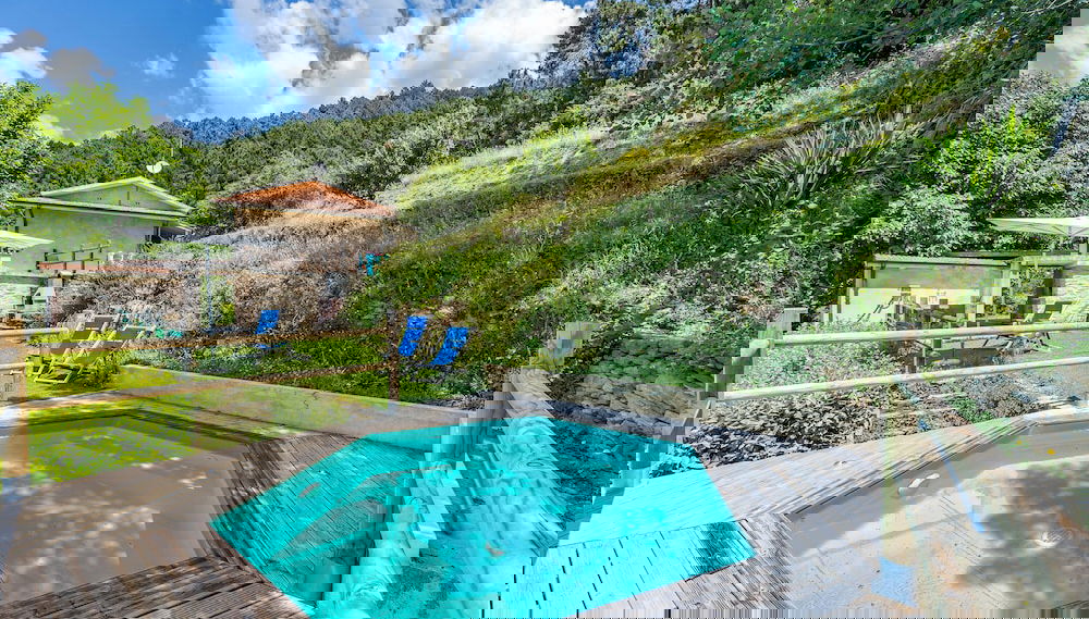 Primary image